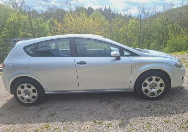 Seat Leon cena 10900 przebieg: 252000, rok produkcji 2007 z Krzeszowice małe 67